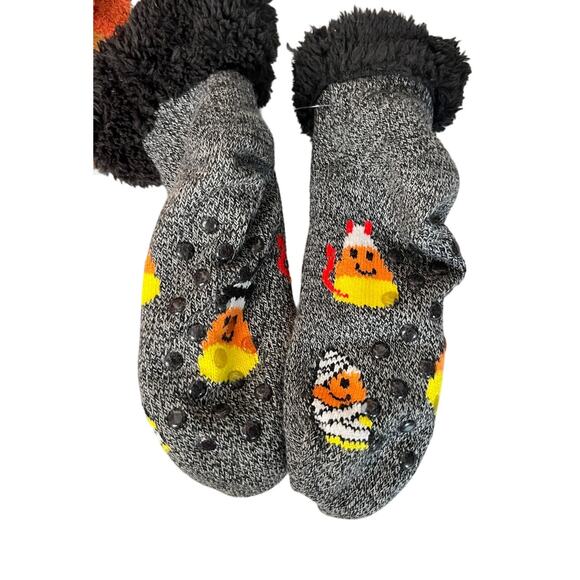 8 Halloween Sock & Slipper bundle New - Picture 7 of 15
